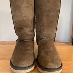Ugg Tall Boot